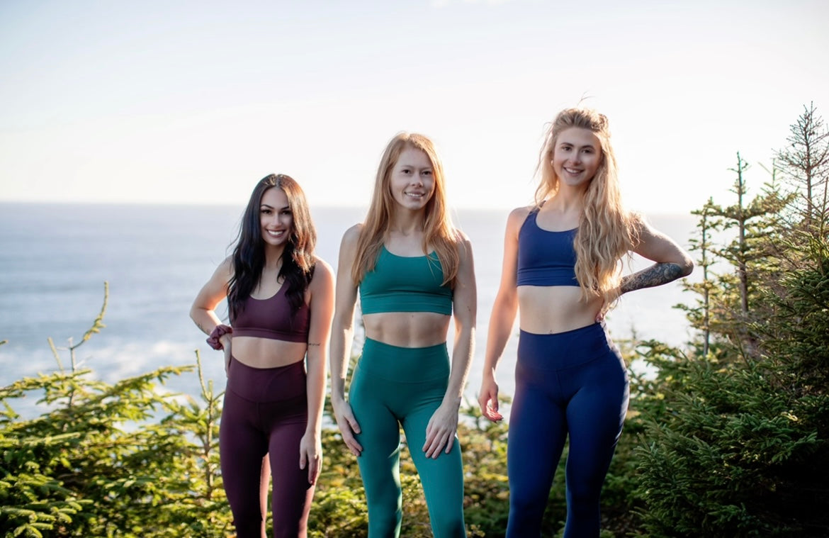 Queen's Reign Coral Leggings – The Omega Fitness